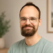Porträt von Ralf Hiemer aus dem Team von Freber & Partner